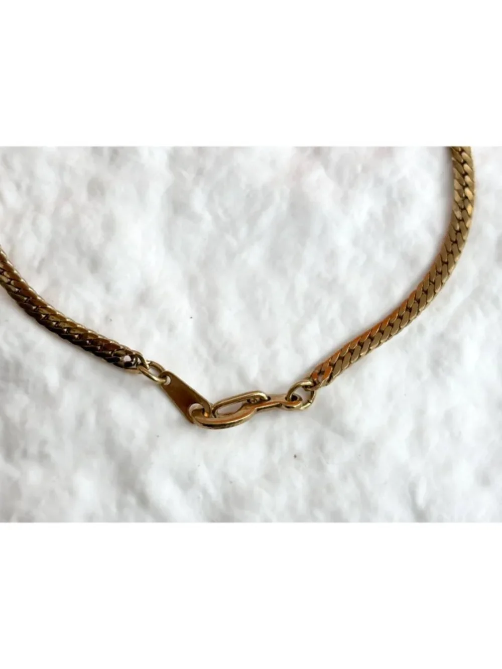 Gold Toned Herringbone Chain Minimalist 80's Vintage Bracelet